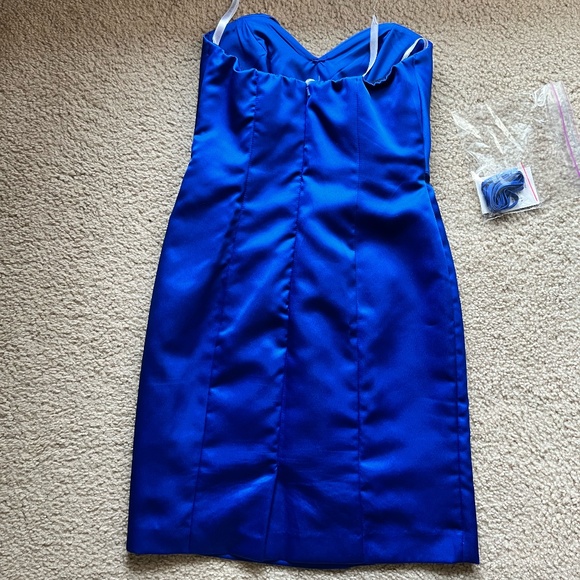 David's Bridal Strapped or Strapless Dress - Size 2 - Picture 2 of 3